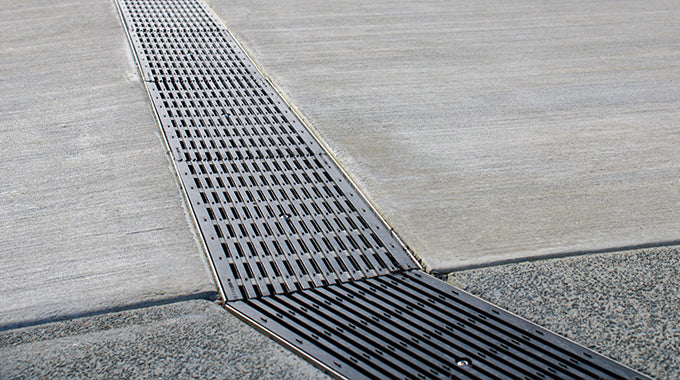 Commercial Channel – 200mm Clear Opening Strip Drain