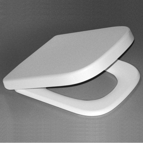 Cube Soft Close Seat with Germgard®