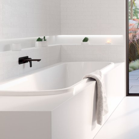 Urbane 1675 Island Bath