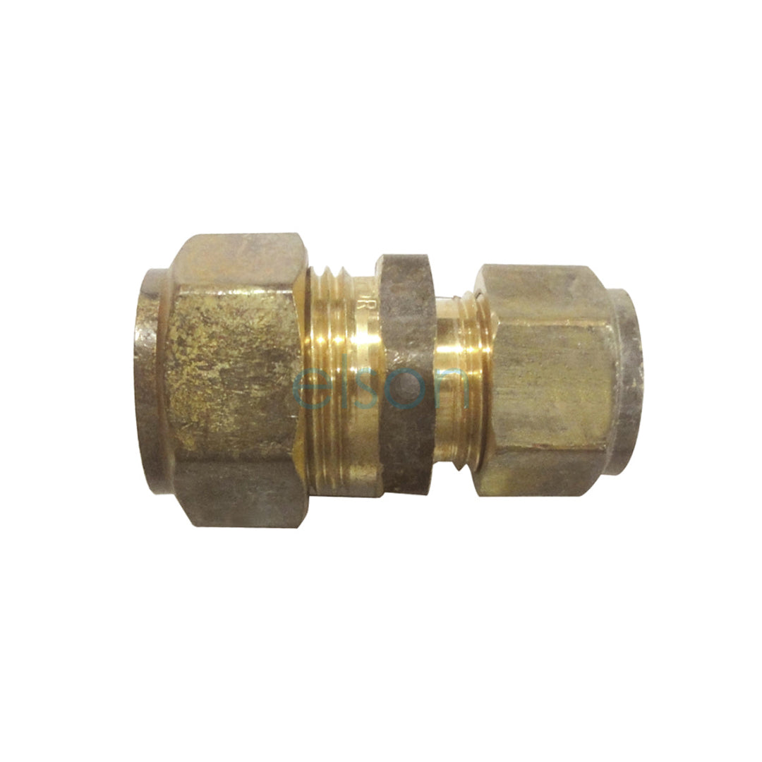 A brass CxC nylon olive compression union fitting with 20mm outer diameter and 15mm inner diameter.