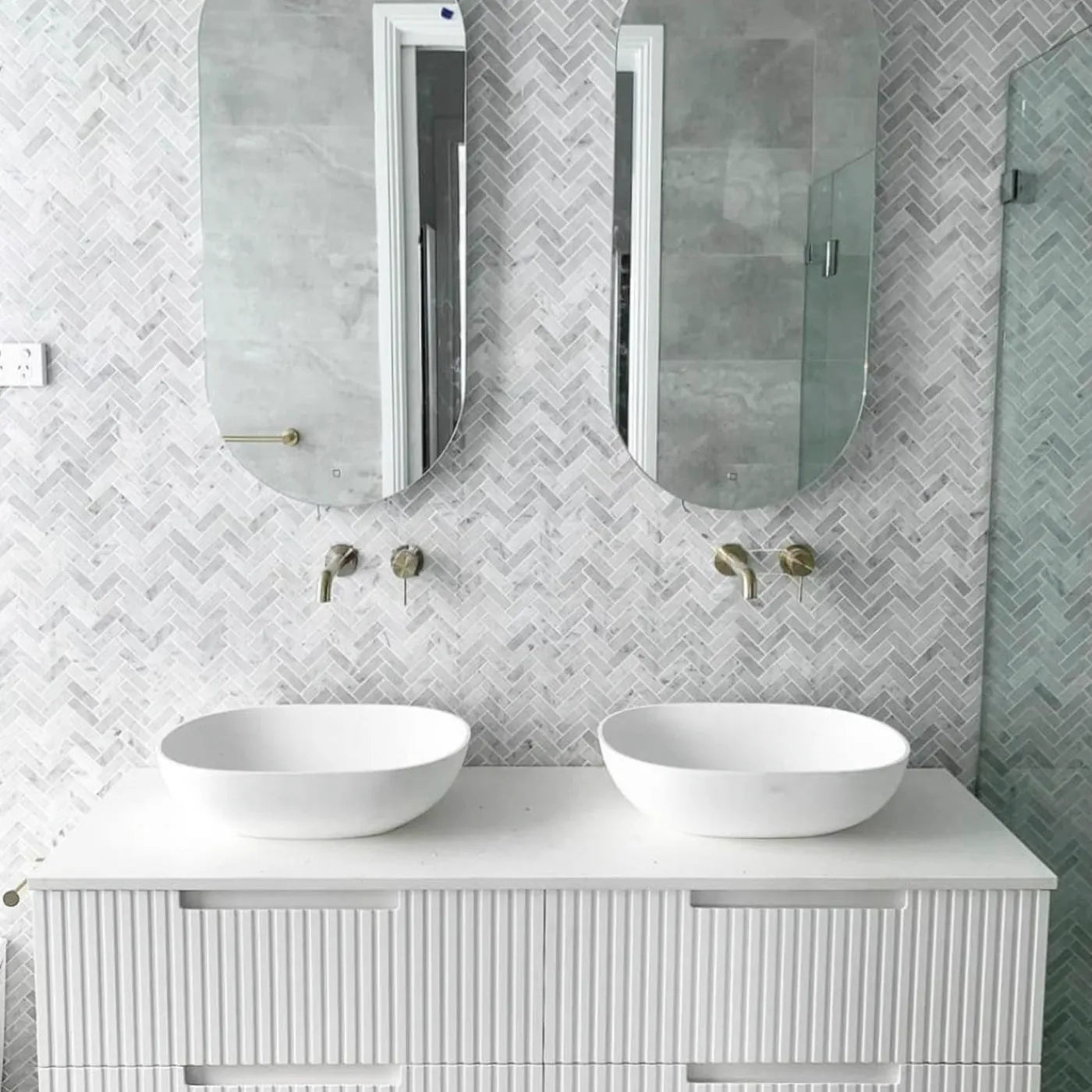 Satin White Noosa 1500MM Wall Hung Vanity 60mm Stone Top